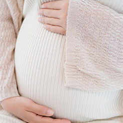 第三项费用为 📝6.1 🏴🤓亿美元，用😴于资产减值，↩主要与😃